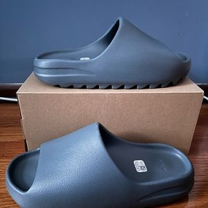 Yeezy Slide Slate Marine Men’s Size 13